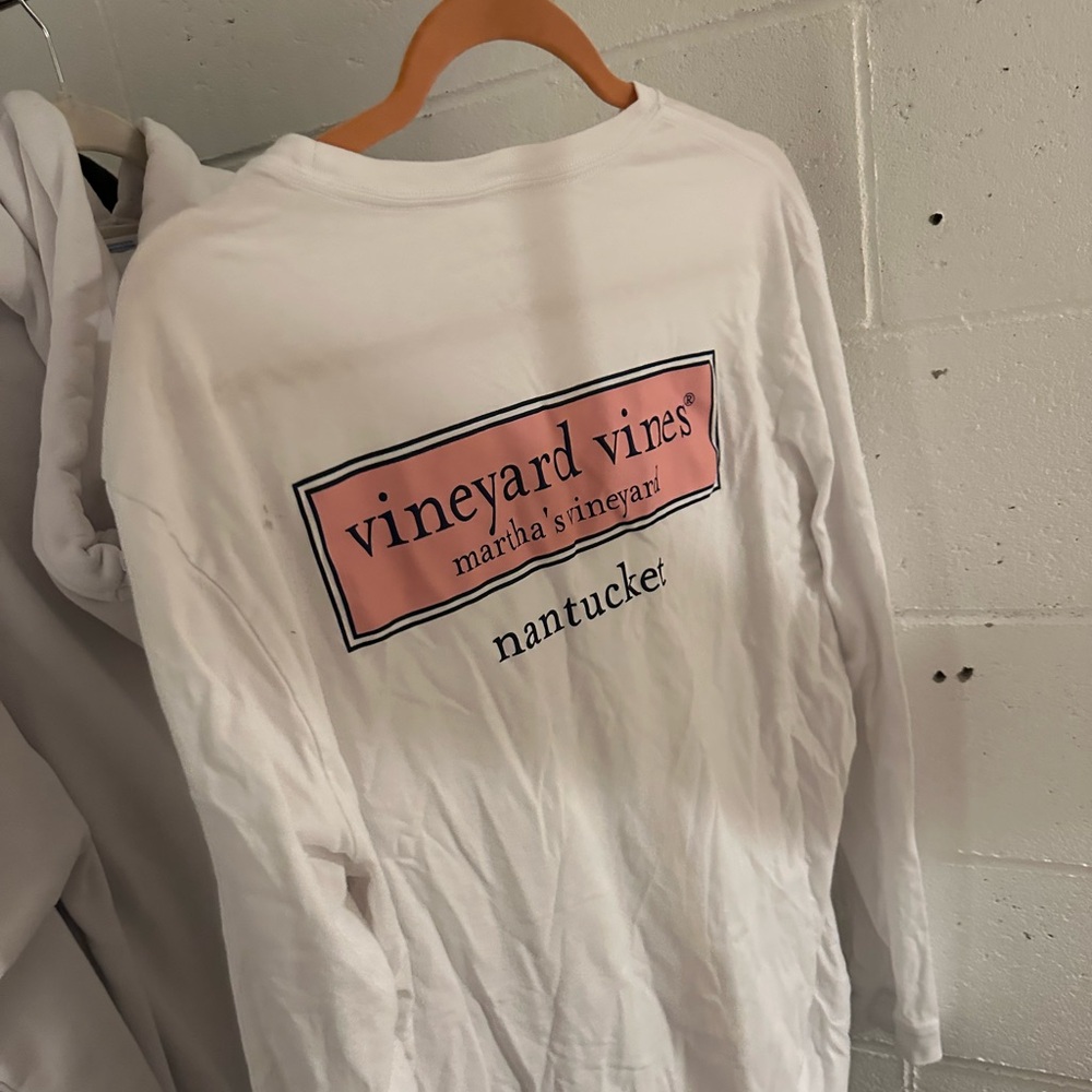 Vineyard Vines White Long Sleeve Tee Classic Casual Style